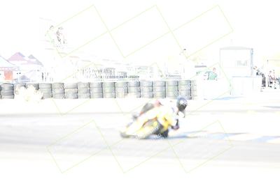 media/Nov-02-2025-CVMA (Sun) [[337aff29ab]]/Race 17-Amateur Supersport Middleweight/